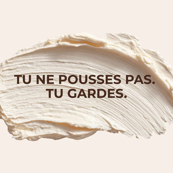 ❌ Mythe vs Réalité :

Ta crème ne fait pas pousser tes cheveux !

On vous dit tout :
une crème hydrate et évite la casse, ce qui donne l’illusion de longueur... mais la pousse, la vraie, se passe au niveau du cuir chevelu !

🚀 La vraie solution ?
Notre Accélérateur de Pousse.
Un macérat huileux puissant qui stimule la racine pour gagner de vrais centimètres.

1. La crème pour garder tes longueurs.
2. Notre huile pour activer la croissance.
✨ Passe du mythe à la réalité grâce à La Recette de Mima 🌱